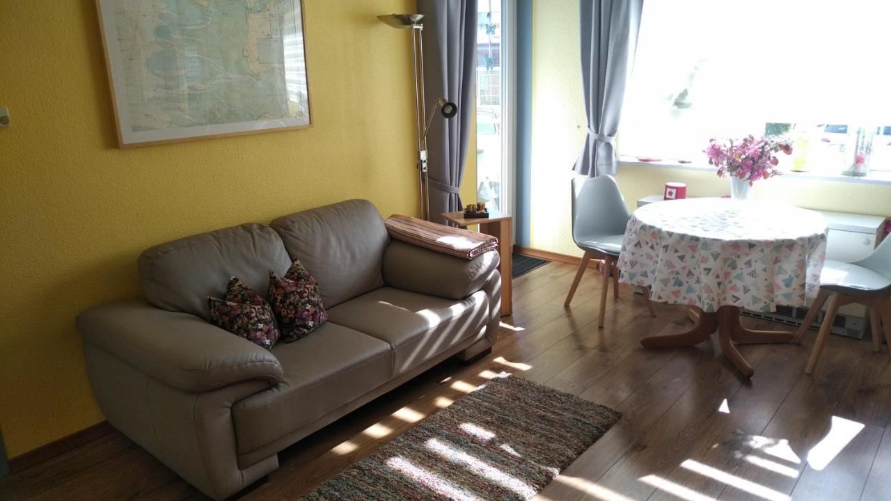 Haus Tertius - Strand- Und Hafennahe Ruhige Ferienwohnung Büsum Extérieur photo