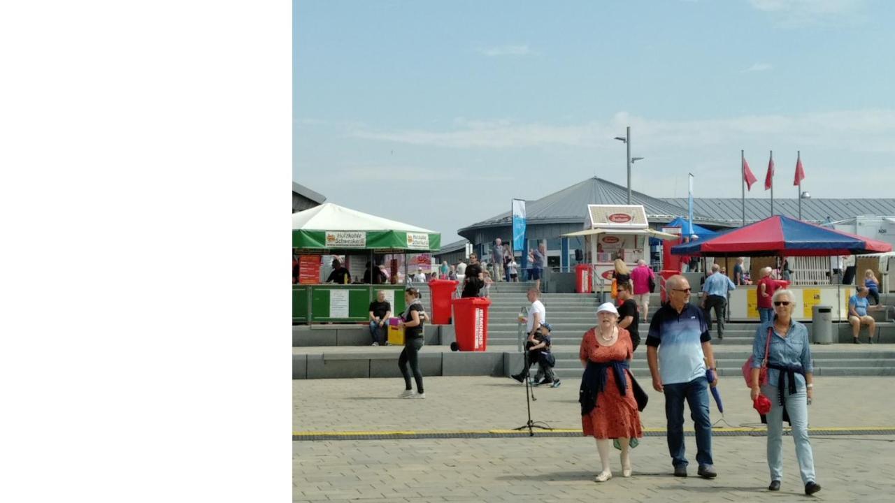 Haus Tertius - Strand- Und Hafennahe Ruhige Ferienwohnung Büsum Extérieur photo